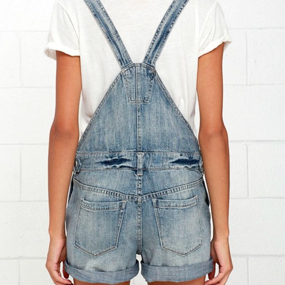 NWOT Blank NYC Short Distressed Denim Overalls -25 - Picture 6 of 11
